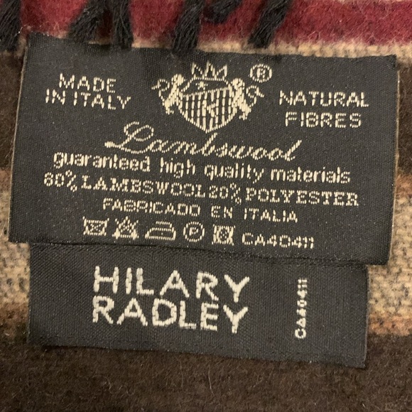 Hilary Radley lambswool scarf - Picture 4 of 4